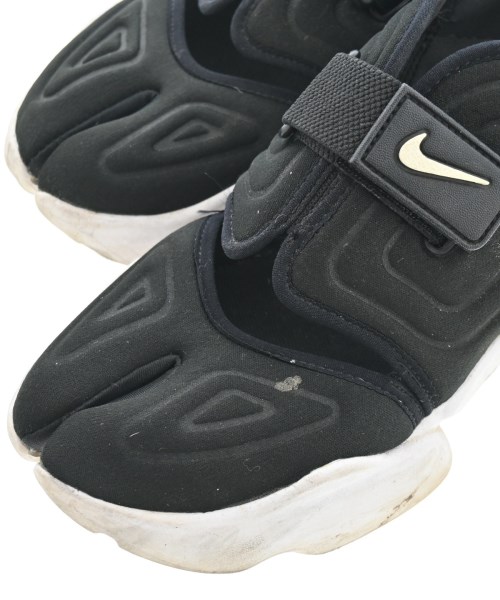 NIKE（ナイキ）スニーカー 黒 サイズ:24cm レディース/2200694437023