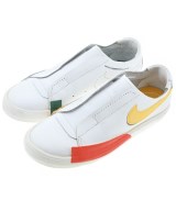 NIKE スニーカー