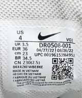NIKE（ナイキ）スニーカー グレー サイズ:23cm レディース/2200695188092