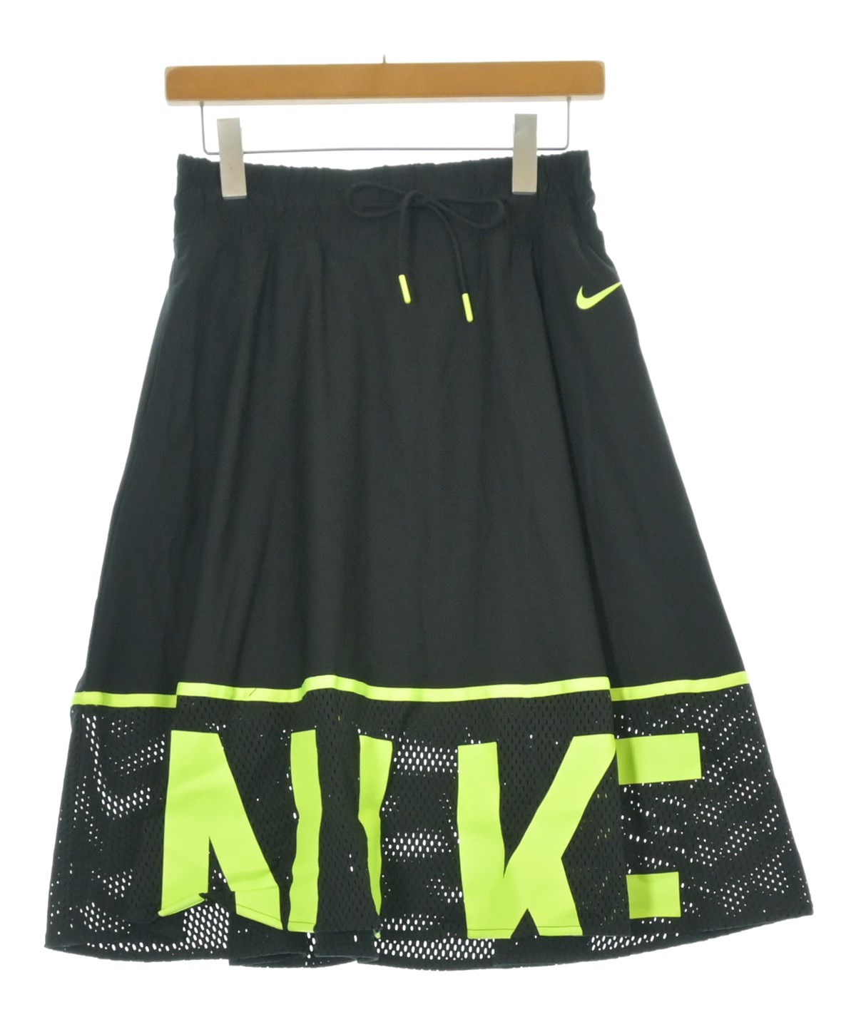 NIKE（ナイキ）ロング・マキシ丈スカート 黒 サイズ:S レディース