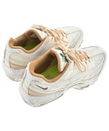 NIKE（ナイキ）スニーカー ベージュ サイズ:24cm レディース/2200697736017