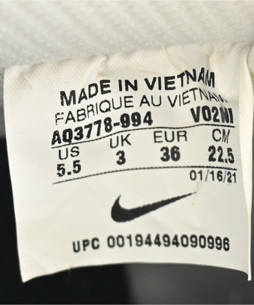 NIKE（ナイキ）スニーカー 白 サイズ:22.5cm レディース/2200694627363