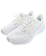 NIKE スニーカー