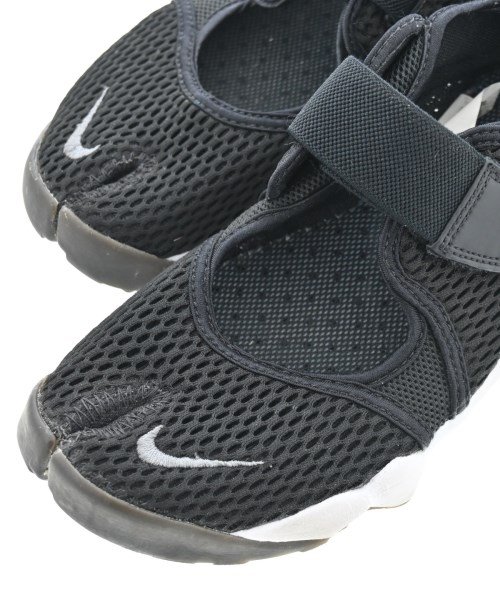 NIKE（ナイキ）スニーカー 黒 サイズ:25cm レディース/2200693885146