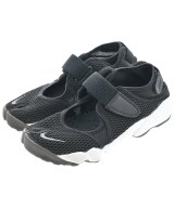 NIKE（ナイキ）スニーカー 黒 サイズ:25cm レディース/2200693885146
