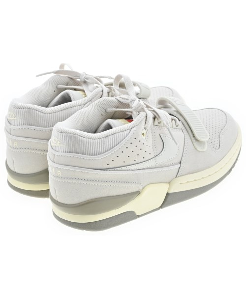 NIKE（ナイキ）スニーカー グレー サイズ:24cm レディース/2200696214028