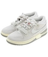 NIKE スニーカー