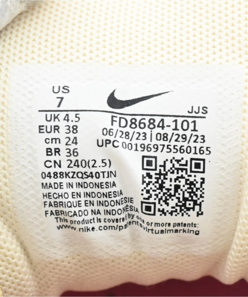 NIKE（ナイキ）スニーカー 白 サイズ:24cm レディース/2200699114042