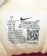 NIKE（ナイキ）スニーカー 白 サイズ:24cm レディース/2200699114042