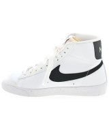 NIKE（ナイキ）スニーカー 白 サイズ:25cm レディース/2200699544016