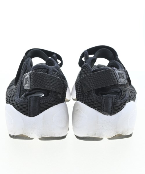 NIKE（ナイキ）スニーカー 黒 サイズ:25cm レディース/2200695237110