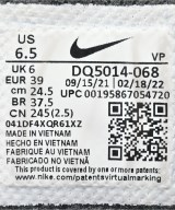 NIKE（ナイキ）スニーカー グレー サイズ:24.5cm レディース/2200697938138