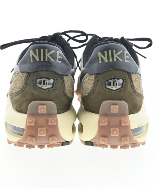 NIKE（ナイキ）スニーカー カーキ サイズ:26cm メンズ/2200700377060