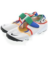 NIKE スニーカー
