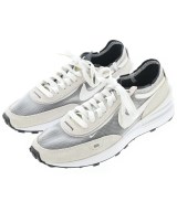 NIKE スニーカー