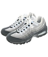 NIKE スニーカー