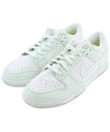 NIKE スニーカー