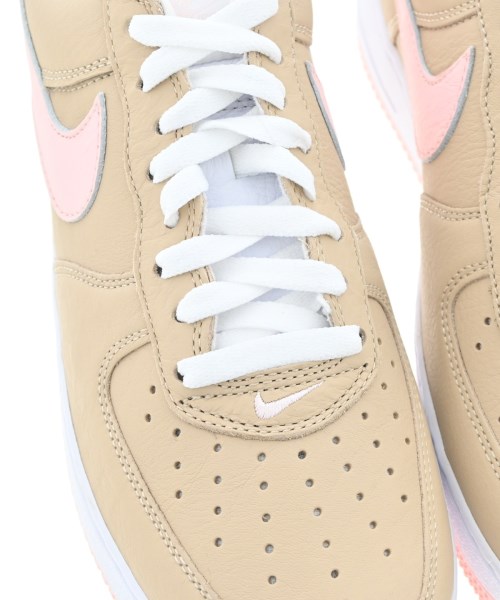 NIKE（ナイキ）スニーカー ベージュ サイズ:28cm メンズ/2200654336069