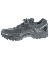 NIKE（ナイキ）スニーカー グレー サイズ:28.5cm メンズ/2200654336090