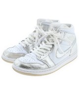 NIKE スニーカー