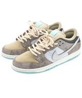 NIKE スニーカー