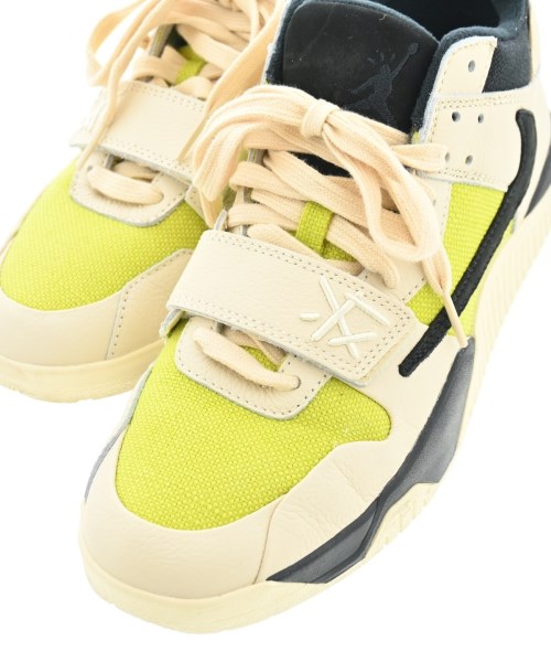 NIKE（ナイキ）スニーカー ベージュ サイズ:27cm メンズ/2200646993508