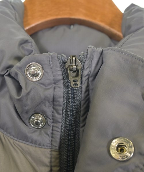 NIKE（ナイキ）ダウンジャケット/ダウンベスト グレー サイズ:L メンズ/2200650640085