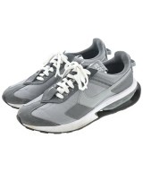 NIKE スニーカー