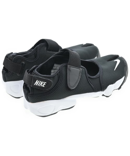 NIKE（ナイキ）スニーカー 黒 サイズ:23cm レディース/2200652985122