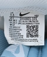 NIKE（ナイキ）スニーカー 青 サイズ:24.5cm レディース/2200657007027