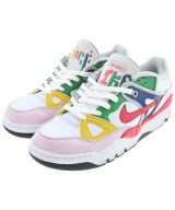 NIKE スニーカー