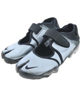 NIKE スニーカー