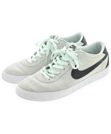 NIKE スニーカー
