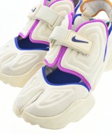 NIKE（ナイキ）スニーカー 白 サイズ:26cm レディース/2200655124078
