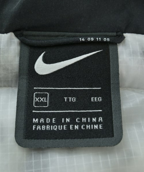 NIKE（ナイキ）ダウンジャケット/ダウンベスト 黒 サイズ:XXL メンズ/2200658703065