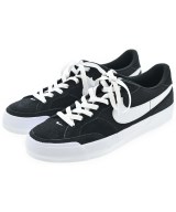 NIKE スニーカー