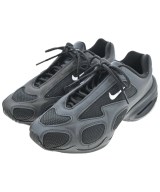 NIKE スニーカー