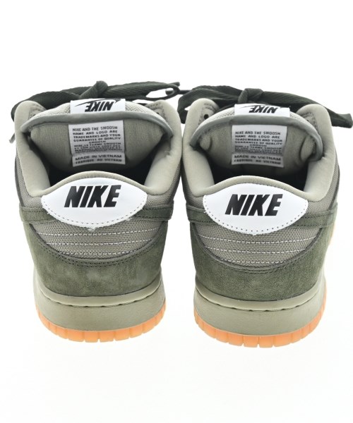 NIKE（ナイキ）スニーカー 緑 サイズ:28cm メンズ/2200660029047