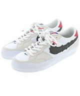 NIKE スニーカー