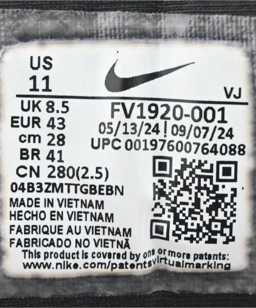 NIKE（ナイキ）スニーカー 黒 サイズ:28cm メンズ/2200660867137