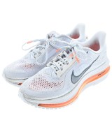 NIKE スニーカー