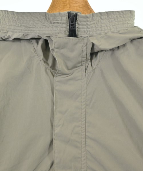 NIKE（ナイキ）その他 カーキ サイズ:M メンズ/2200658733024