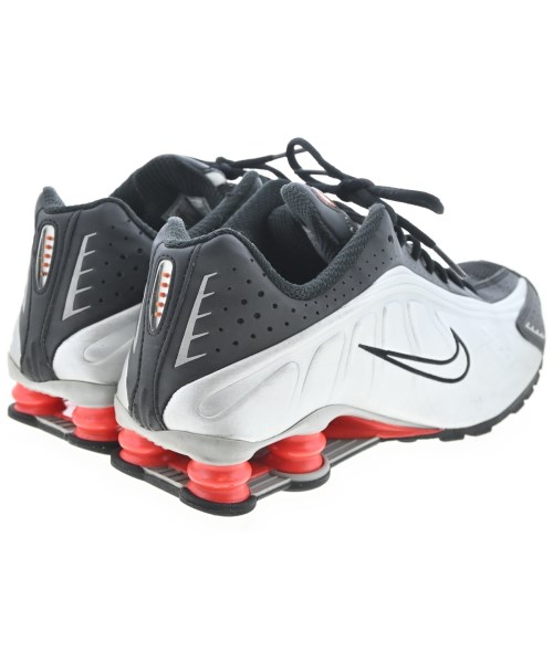 NIKE（ナイキ）スニーカー シルバー サイズ:25cm レディース/2200711530027