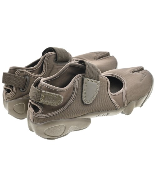 NIKE（ナイキ）スニーカー 茶 サイズ:26cm レディース/2200711590083