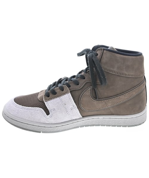 NIKE（ナイキ）スニーカー 茶 サイズ:27.5cm メンズ/2200711023376