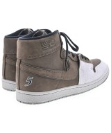 NIKE（ナイキ）スニーカー 茶 サイズ:27.5cm メンズ/2200711023376