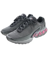 NIKE スニーカー