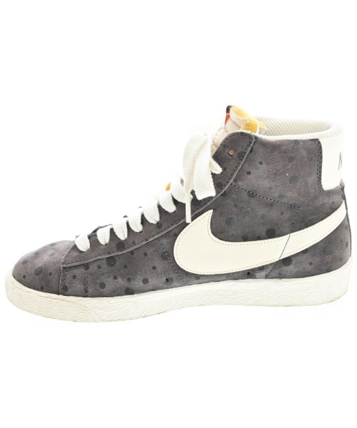 NIKE（ナイキ）スニーカー 茶 サイズ:24.5cm レディース/2200708094228
