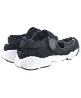 NIKE（ナイキ）スニーカー 黒 サイズ:US8(25cm位) レディース/2200710492081