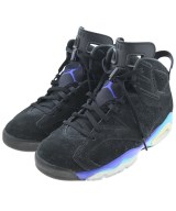 NIKE スニーカー